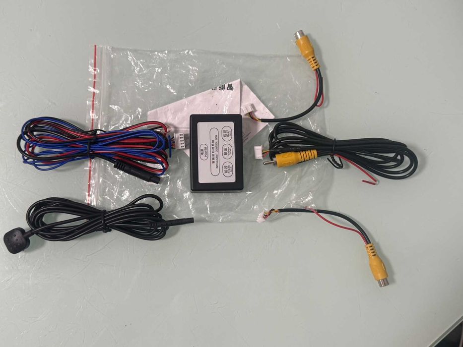 контроллер переключения камер авто