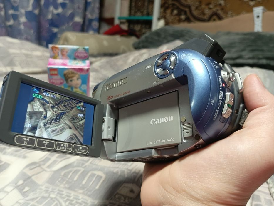 Видео/фотокамера ,,Сanon" 35× optical zoom