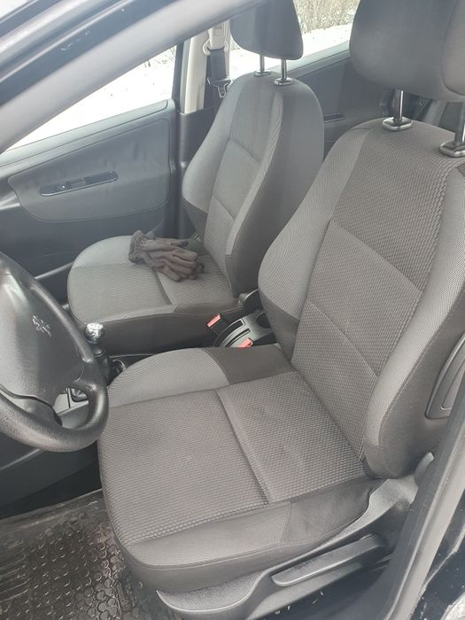 Peugeot  207 1.4 z lpg 2010rok