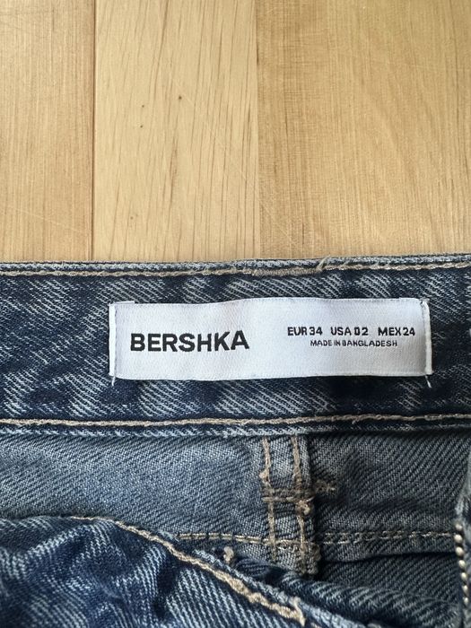 Spodnie jeans bershka 34 granatowe