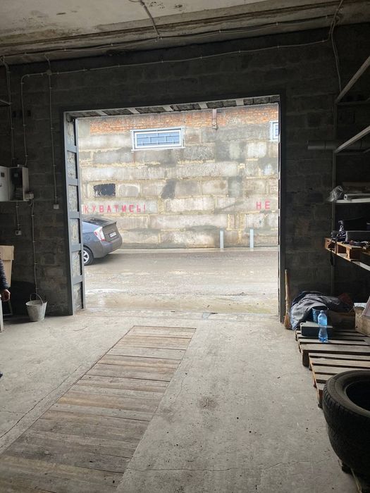 Бокс (гараж) у ГБК «Тілець» 77,3 м2, в районі 4-ої дитячої лікарні