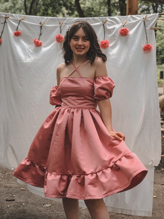 Сукня жіноча рожева