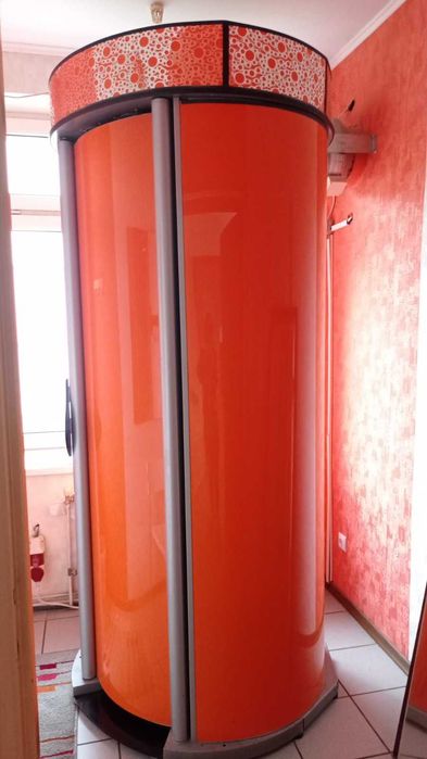 Солярій вертикальний