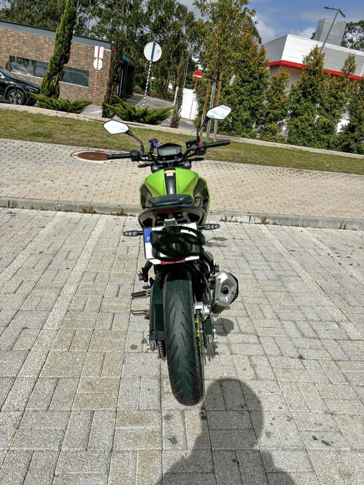 Keeway RKF 125 (2023) – Verde – 10.000 km (Diário/Fiável)