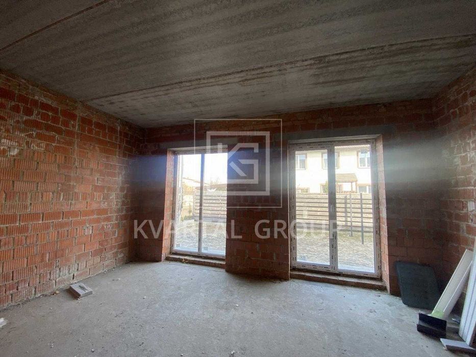 Продаж таунхаусу з цегли