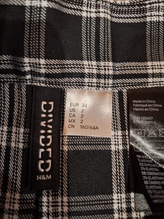 Mini spódniczka w czarno-białą kratę H&M