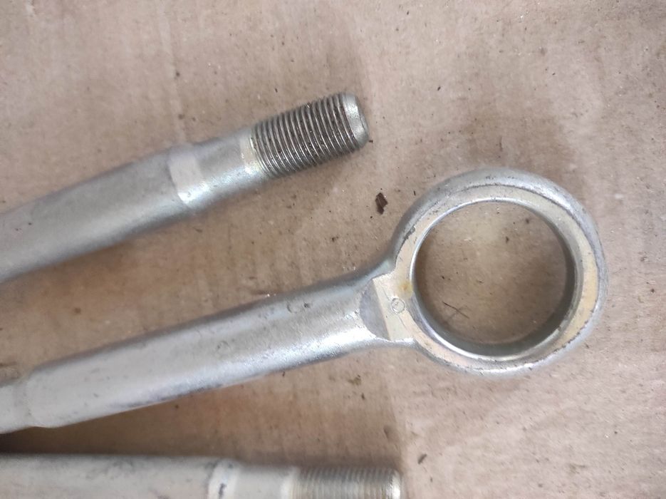 Крюк буксировочний subaru forester,tribeca,outback,legacy