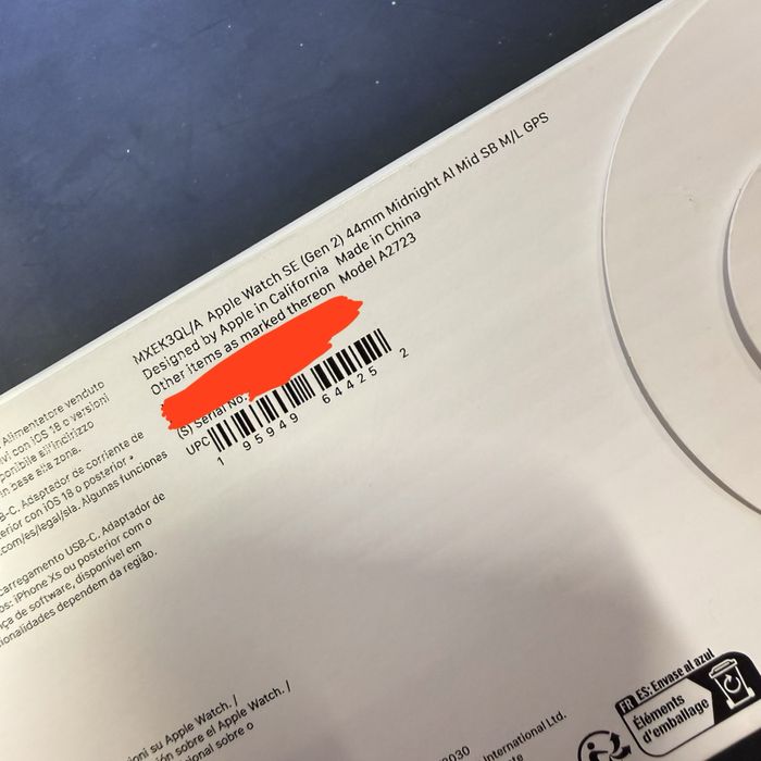 Apple Watch SE GPS 44mm (2024, Gen 2) - Alumínio meia-noite - Bracelete Desportiva meia-noite tamanho M/L - com fatura e garantia
