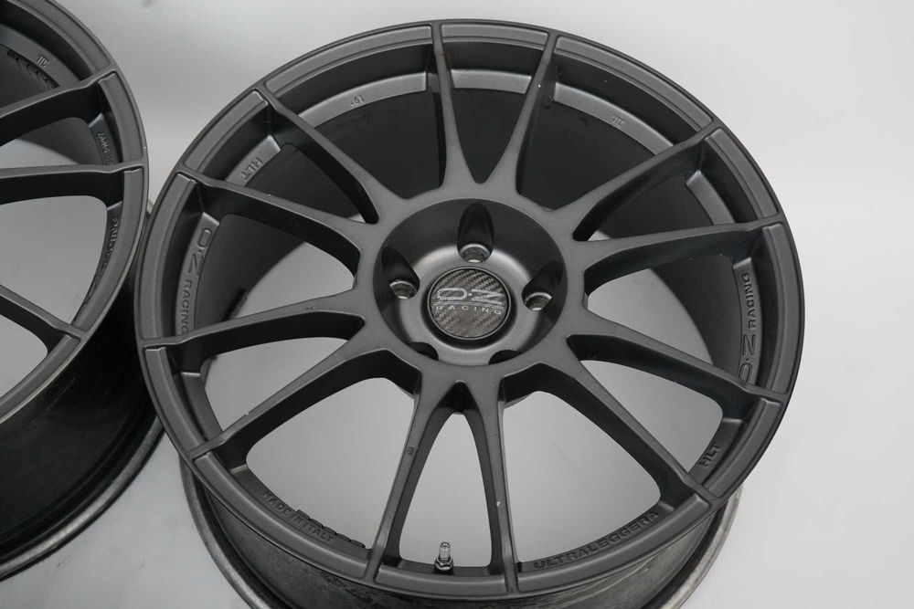 Alufelgi Felgi OZ Racing Ultraleggera 5x120 R19 BMW