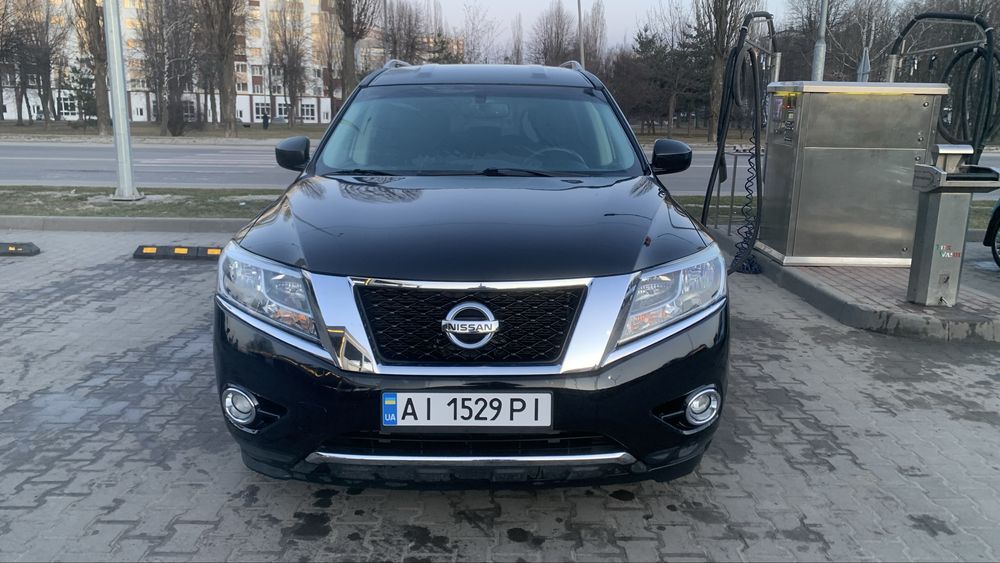 Nissan Pathfinder IV покоління 2015