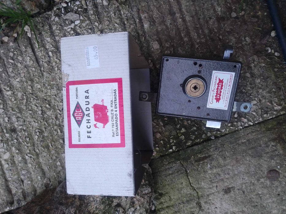 4-Input AGC Lock64309856455426121