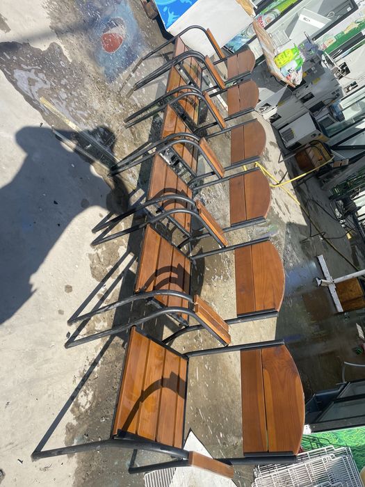 Стулья столы зонты шатры палатки