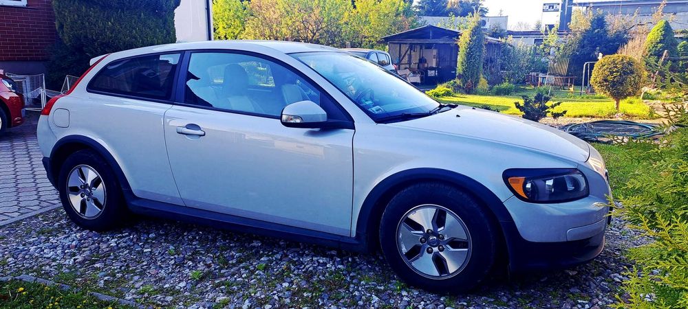 Volvo C30 1.6D 2009r