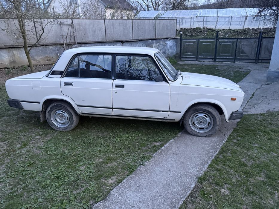 Продам ВАЗ 2107 Жигуль