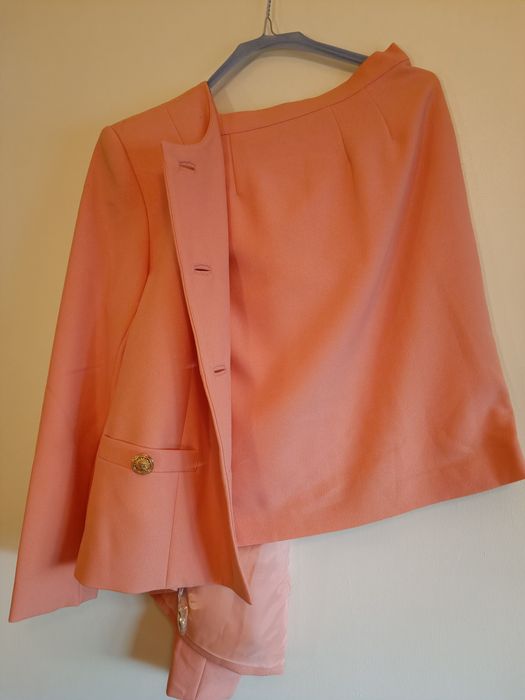 Fato de Saia e Casaco - Salmão - NOVO - BARATÍSSIMO