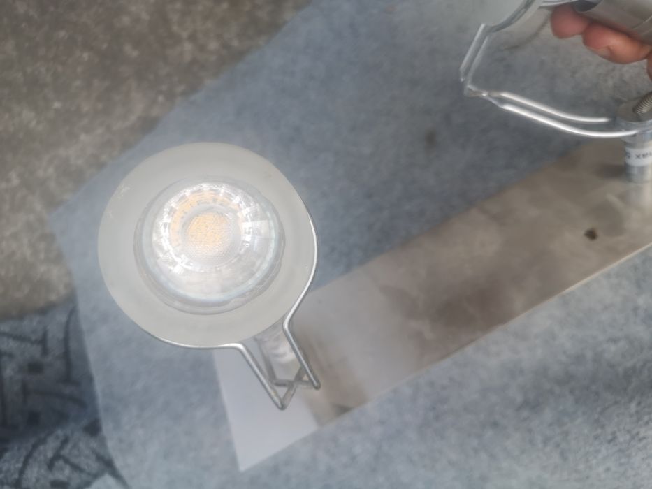 Lampa Listwa 3 lampki regulowane sprawne Lampa szynowa