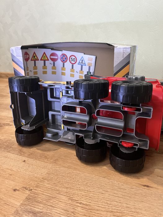 Машина самоскид вантажівка city truck