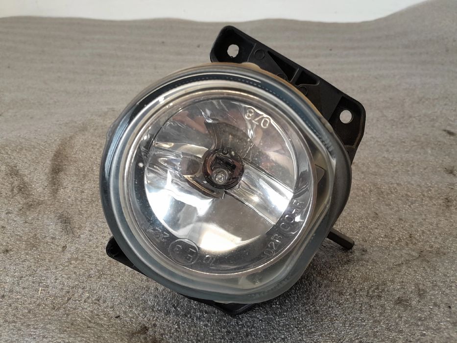 Farol nevoeiro frente esquerdo FIAT Linea (323_)