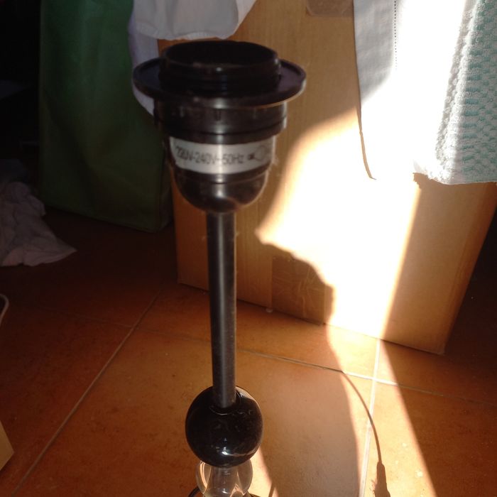 Candeeiros em bom estado