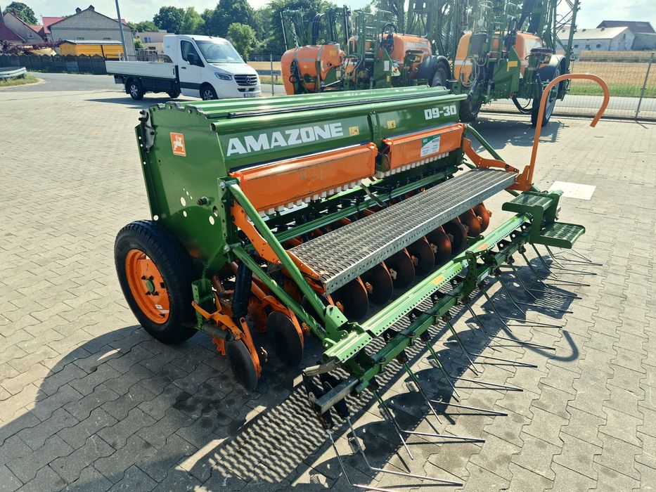 REZERWACJA!!! Siewnik zbożowy Amazone D9 30 Special 3m