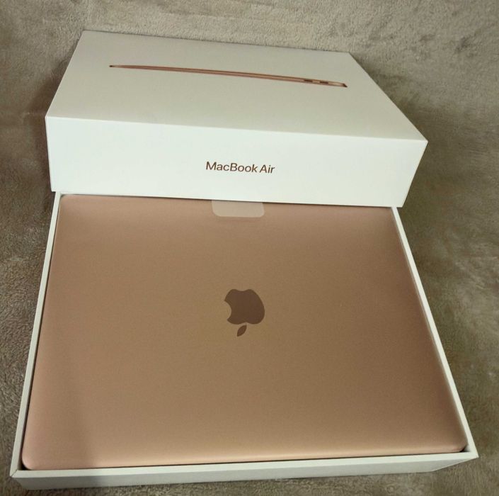 MacBook Air M1 16GB/256GB  stan jak nowy