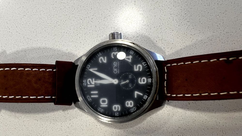 Relógio Quartz ONE
