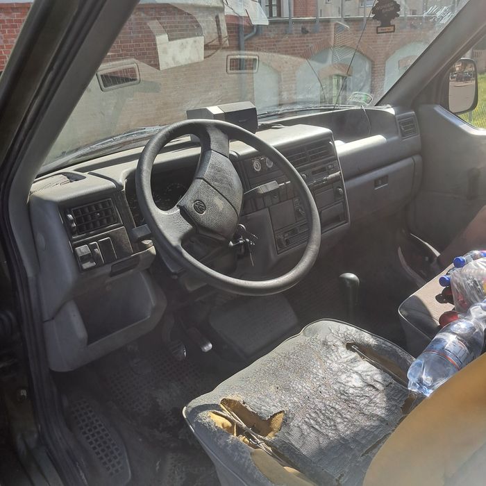 Volkswagen transporter t4 2.4