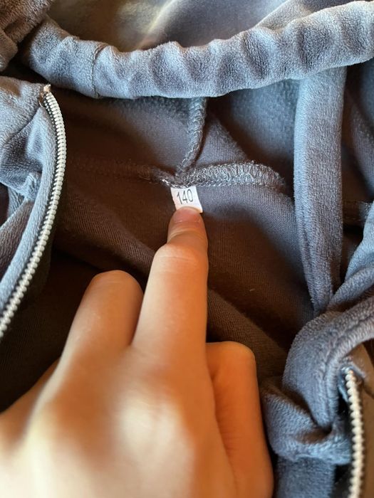 Спортивний костюп на дівчинку