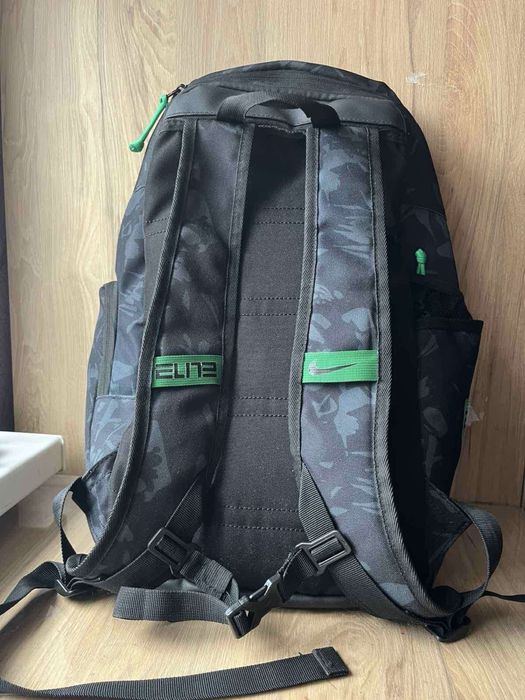 Рюкзак  Nike Elite Bag