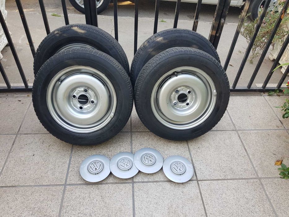 4 jantes vw 13 pneus tampas orig