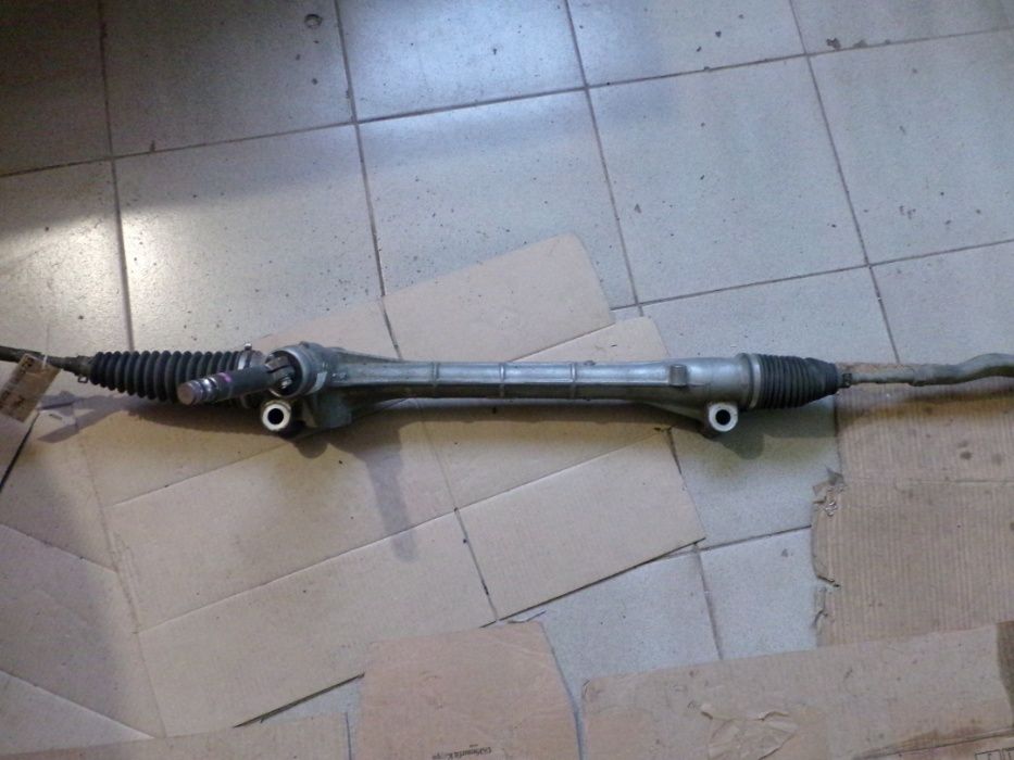 Рулевая рейка на Toyota Paseo , Avensis T22 ,T25, T 27, Corolla e12