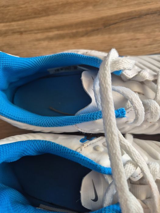 Halówki nike 38 białe