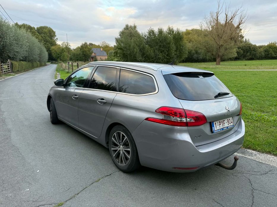 Peugeot 308 T9 2017 1.6hdi