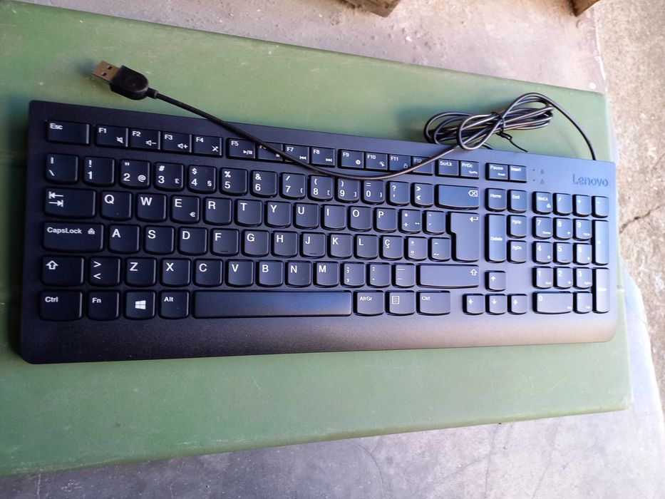 Teclado e Rato Novos para Computador