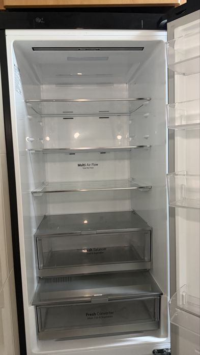 Frigorífico LG GBB72MCDFN – Avariado / Para Peças ou Reparação