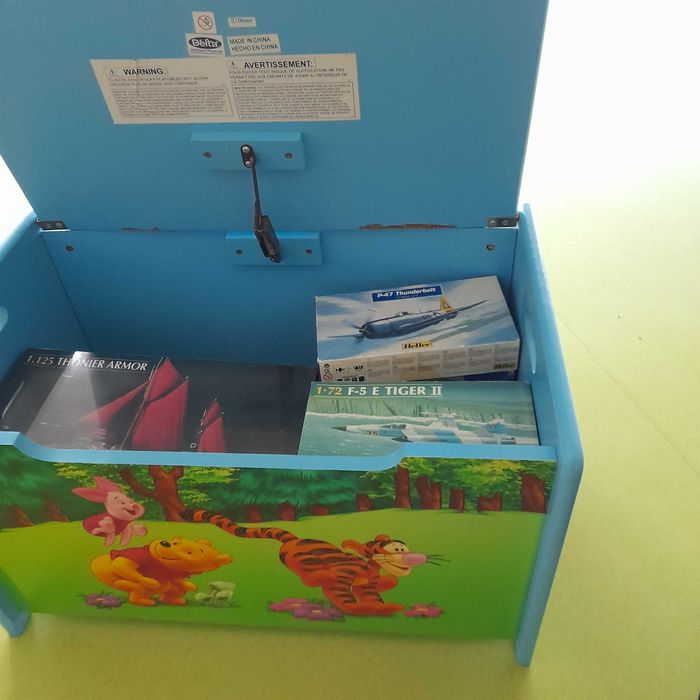 baú e relógio Winnie The Pooh