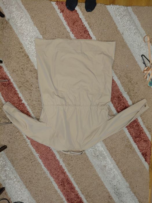 Плащ reserved розмір М (XL)