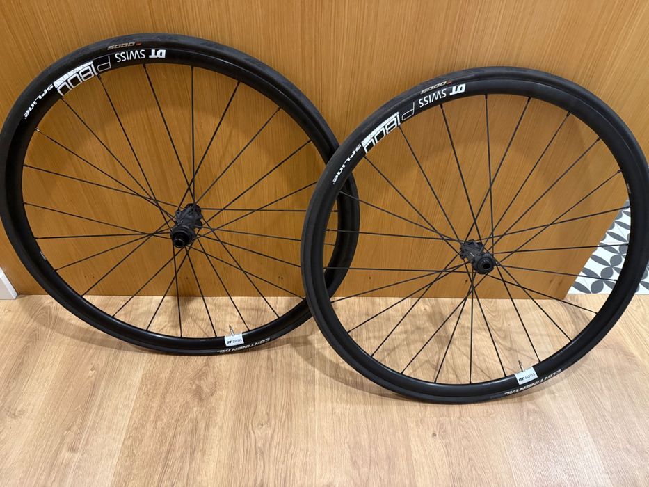 Par de rodas DT Swiss P 1800 Spline 23 Disc para tubeless Center Lock