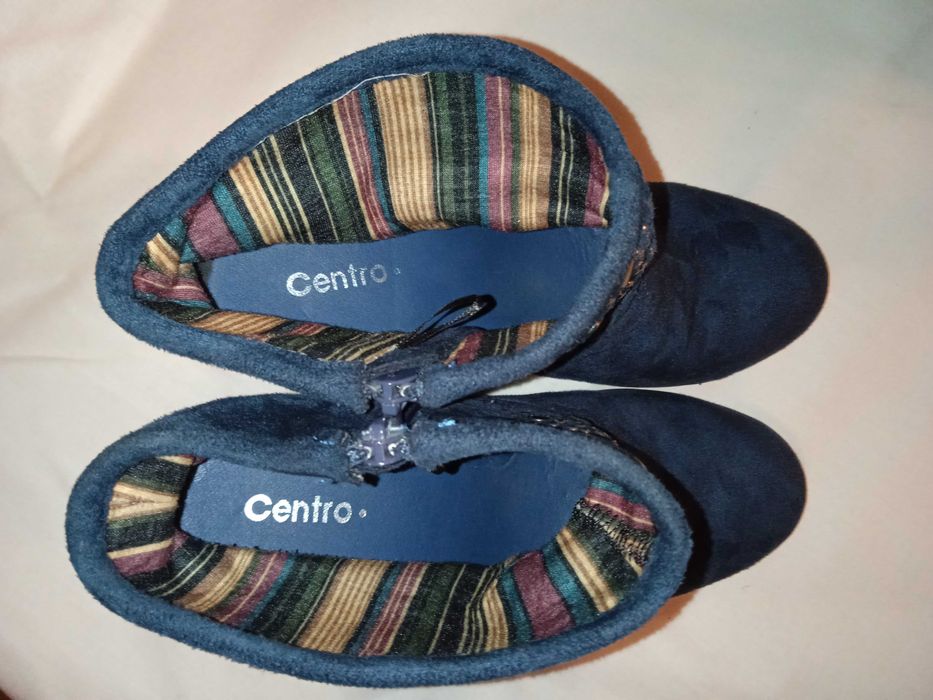 Buty granatowe rozm. 38