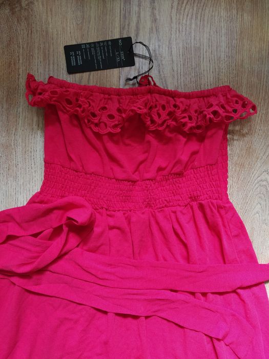 Sukienka nowa z metką