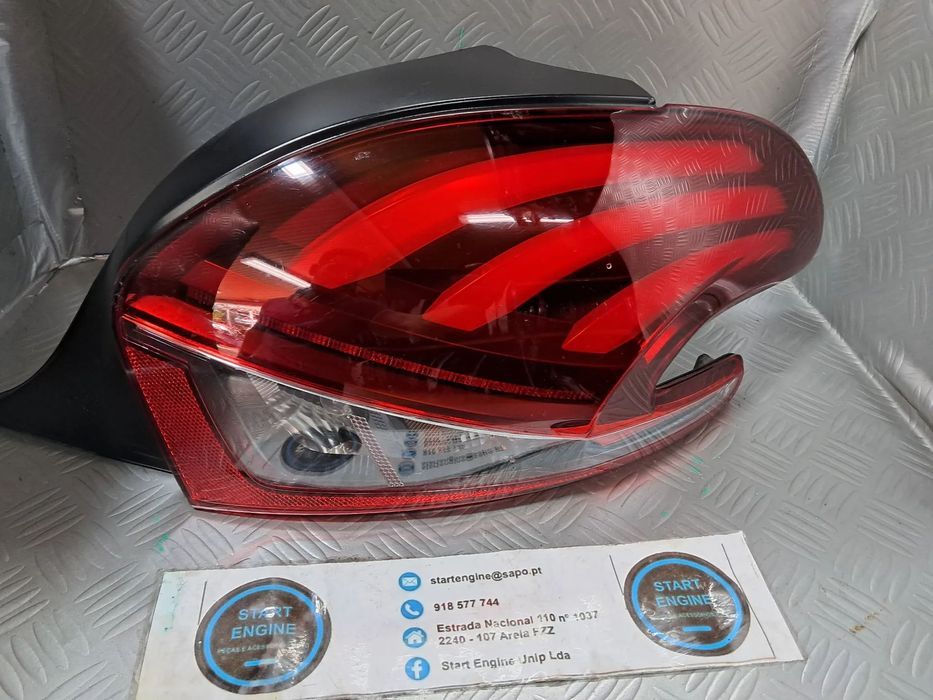 Farolim Farolins Peugeot 208 I led