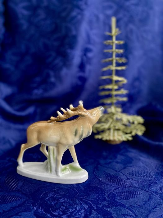 1930-ті! Арт-деко статуетка Німеччина лось фарфор антикварна