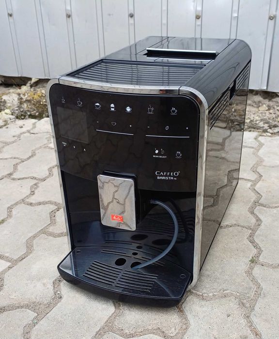 Кавомашина кавоварка Меліта Melitta CaffeO Barista T чорна гарний стан