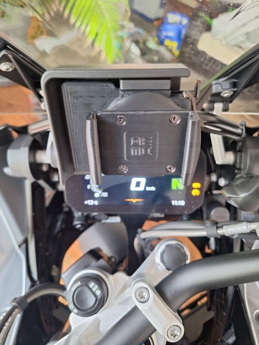 BMW R1250 Triple Black