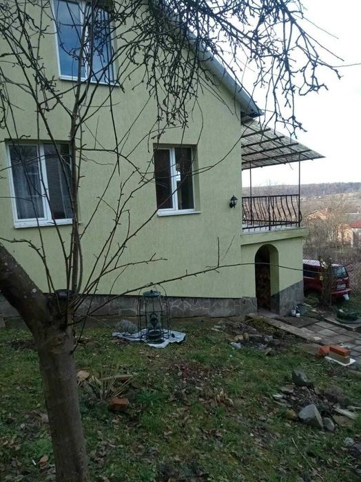 Продаж дачного будинку з ремонтом Завадів