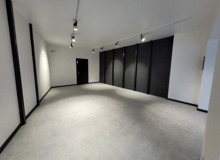 Оренда 65м2 біля АТБ!