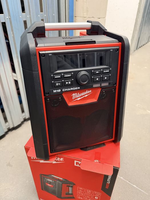 Radio Milwaukee M18 RC