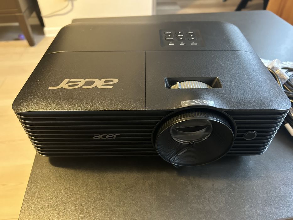 Projektor Acer DSV1844 jak nowy