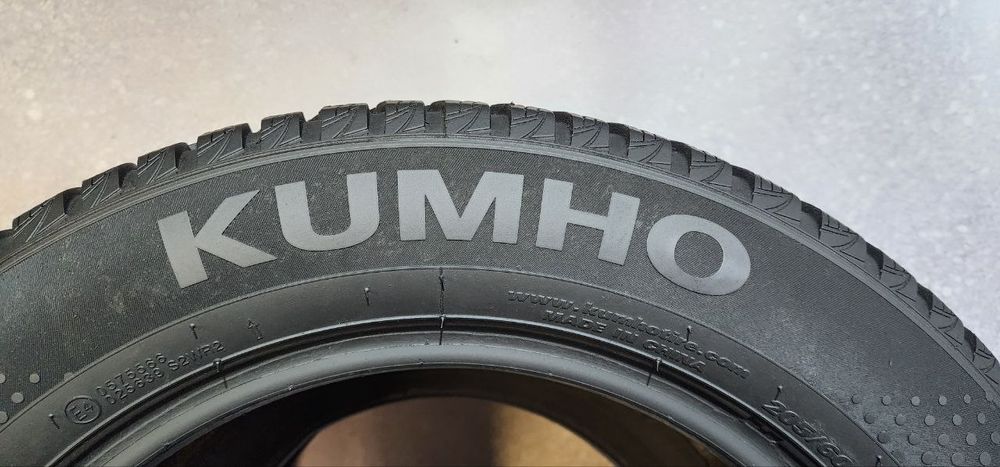 205.60.16 Kumho WinterCraft WP51 4шт