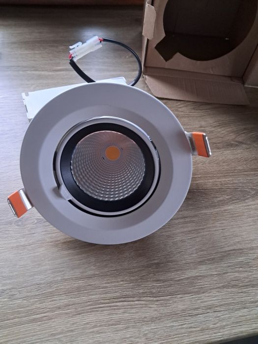 Lampy sufitowe nowe